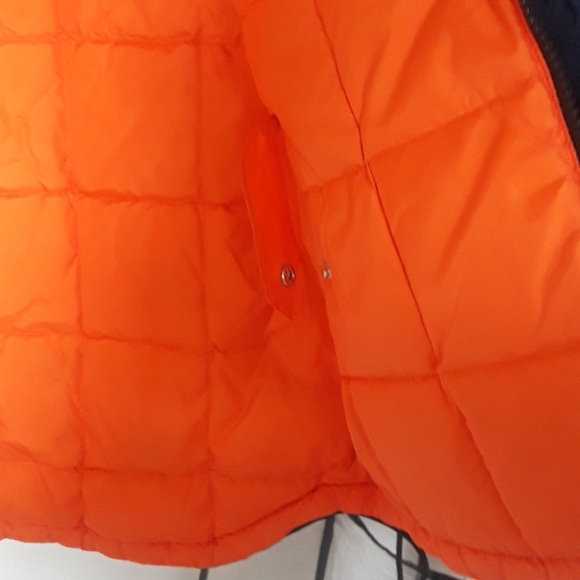 Sport vest - Picture 3 of 3